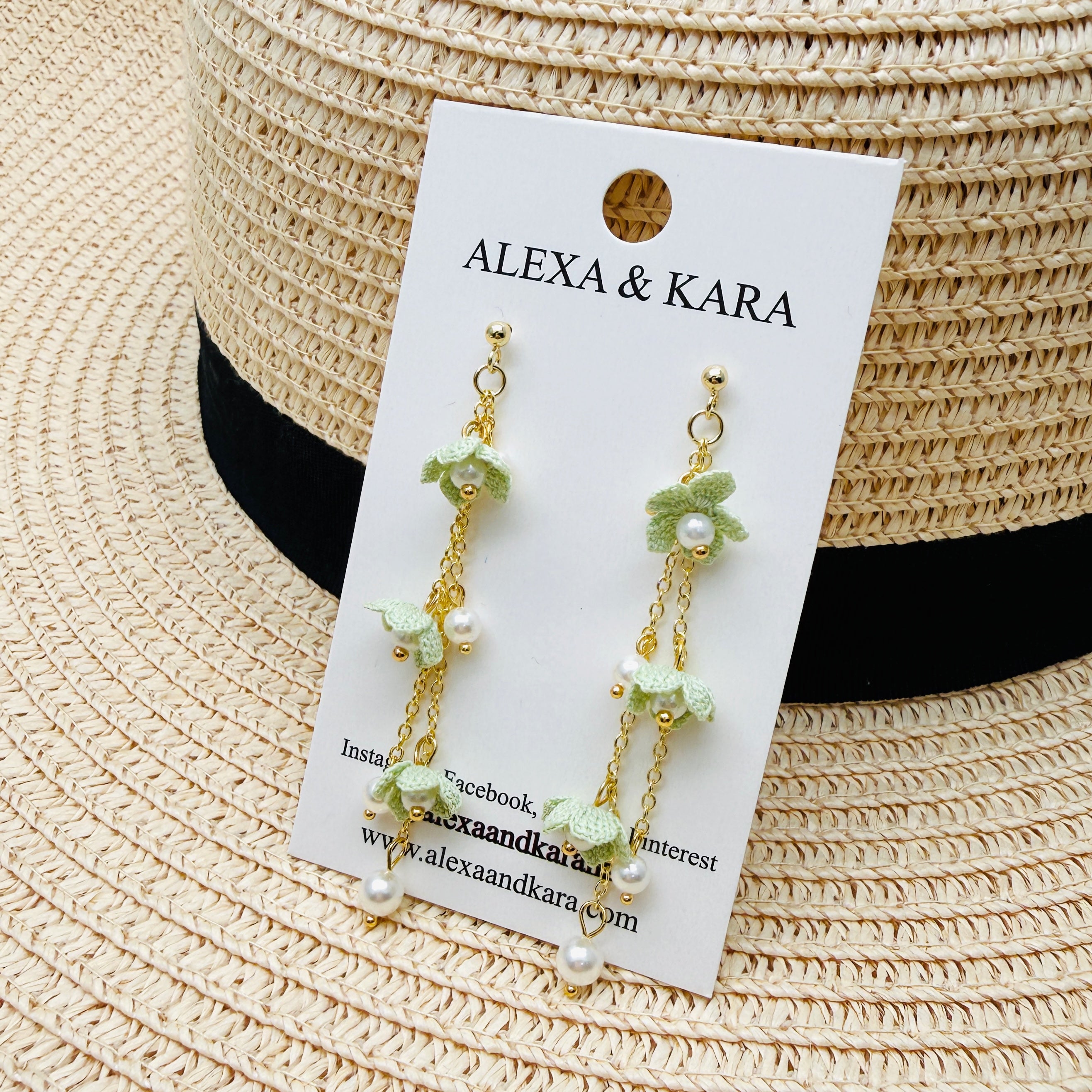 Fleur Dangles Micro Crochet